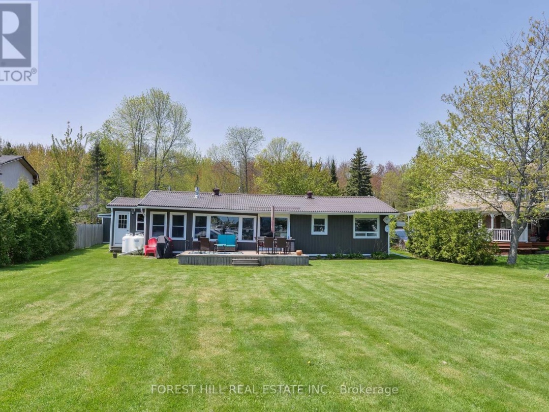 4099 GLEN CEDAR DRIVE, Lake Simcoe