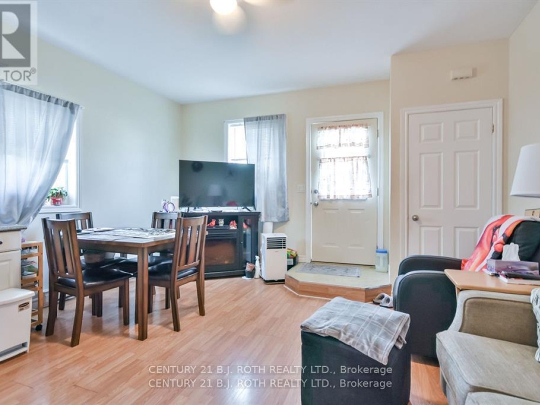 19 SOUTH STREET S, 