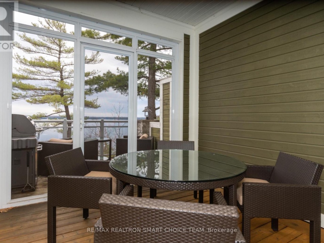 L204 C2 1869 Muskoka 118 Road W, 