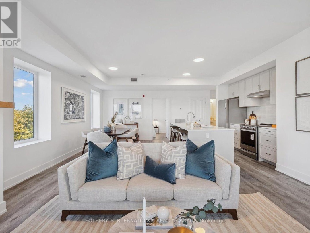 308 19B West Street N, Kawartha Lakes (Fenelon Falls)