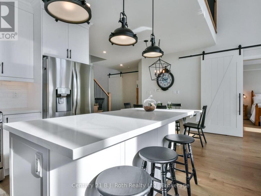 27 53 Dock Lane, Georgian Bay