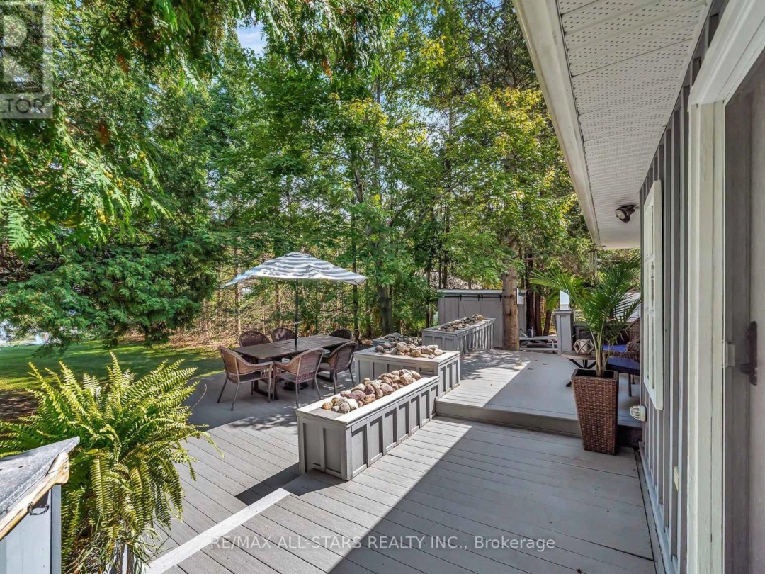 50 BAYVIEW ESTATE ROAD, 