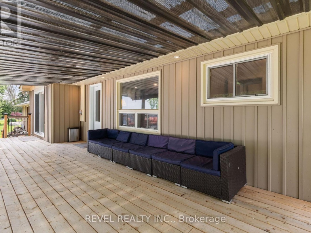 3 HILLSIDE DRIVE, 