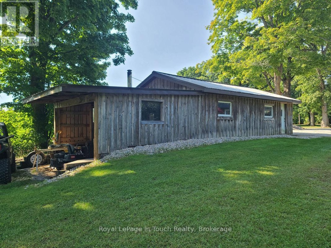 3010 Matchedash Street, Matchedash Bay