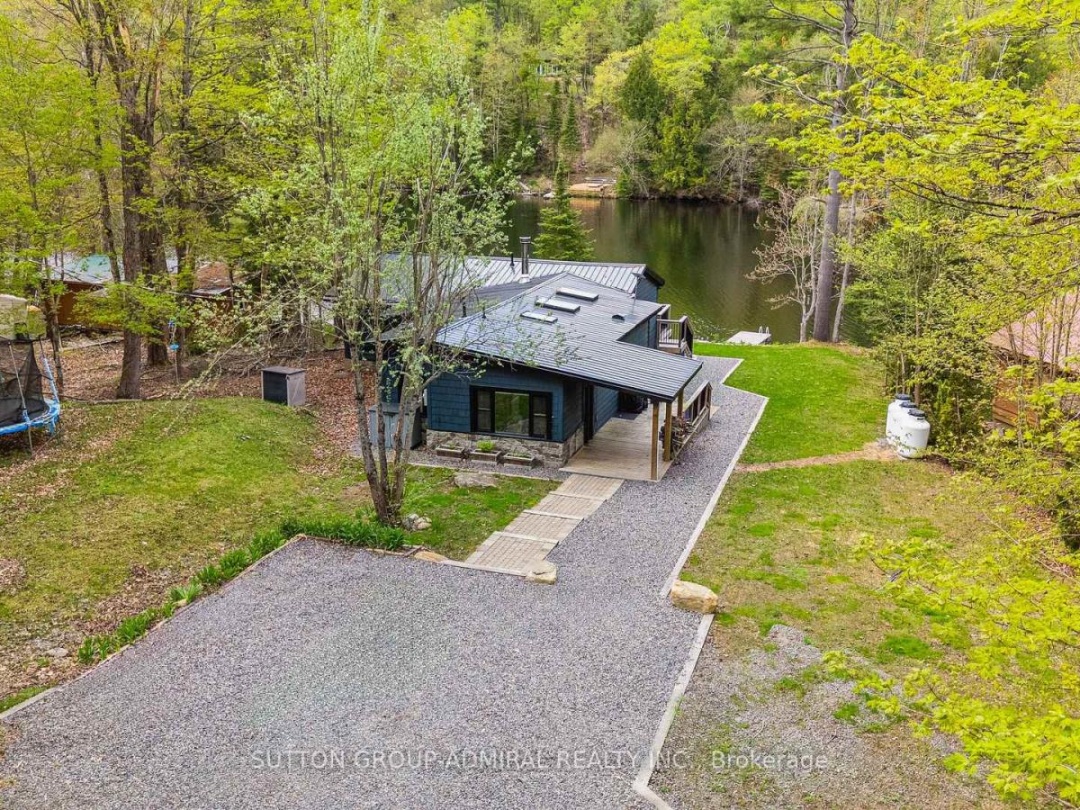 1023 Kirkpatrick Lane, Lake Muskoka