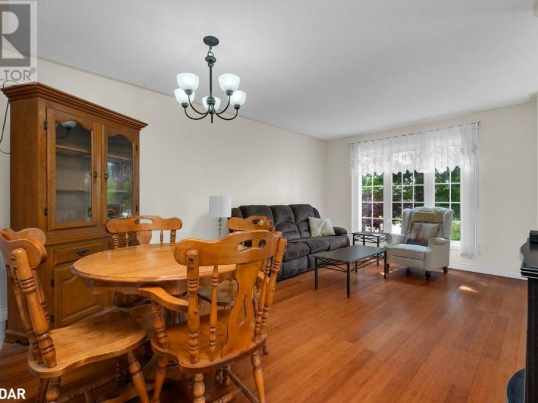 30 GEORGIAS Walk, 