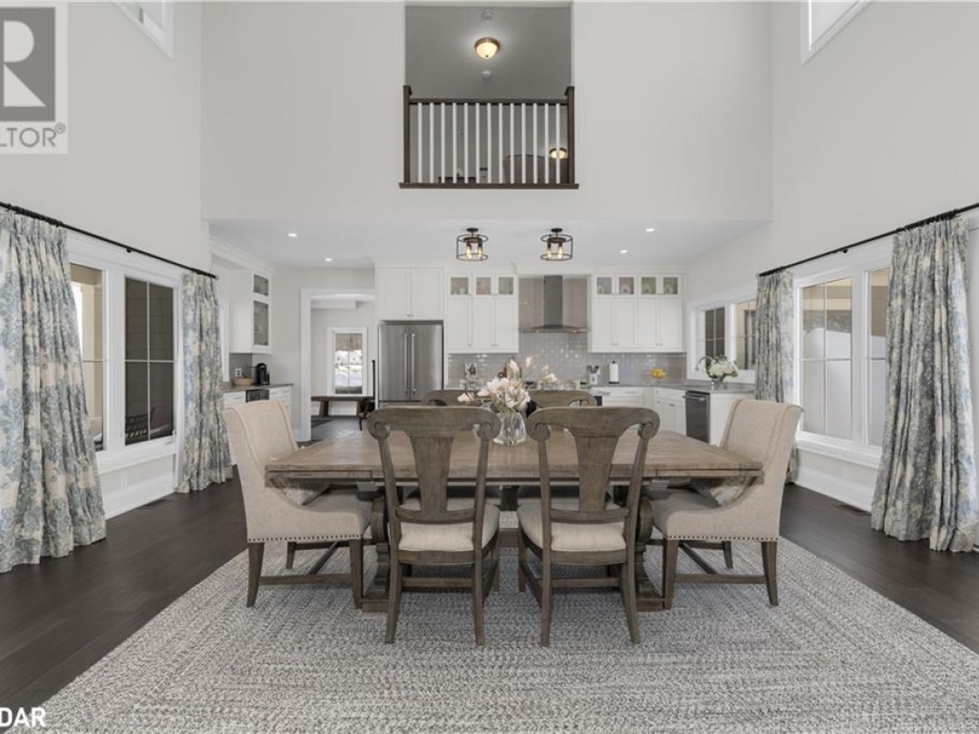 12 Thoroughbred Drive, Oro-Medonte