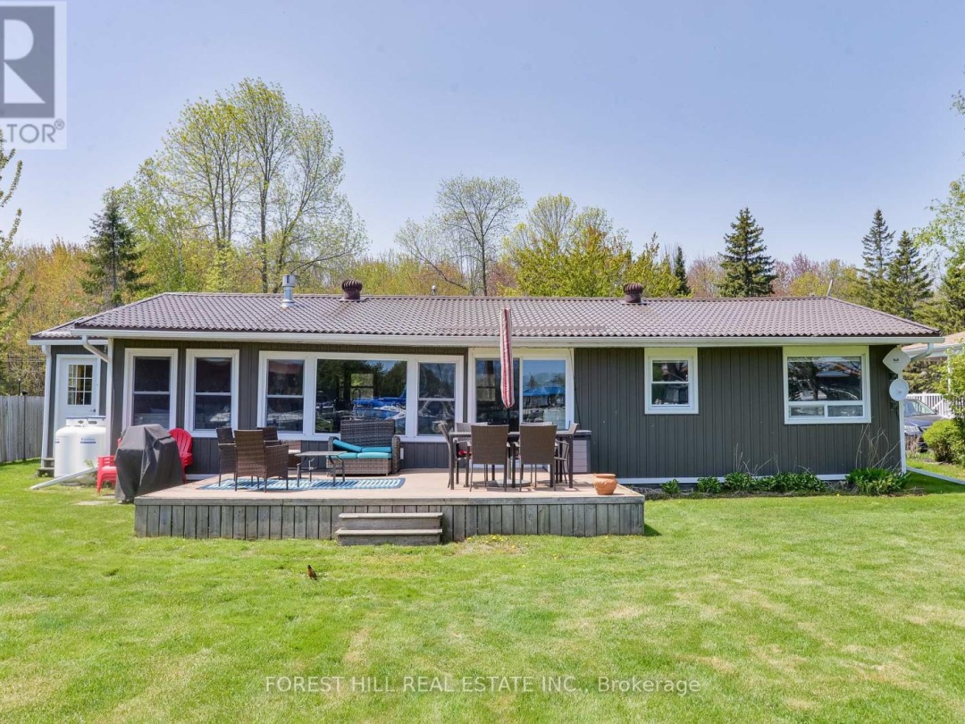 4099 GLEN CEDAR DRIVE, Lake Simcoe