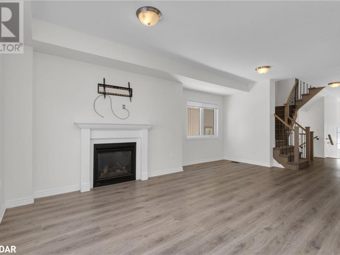 24 Churchlea Mews, Orillia