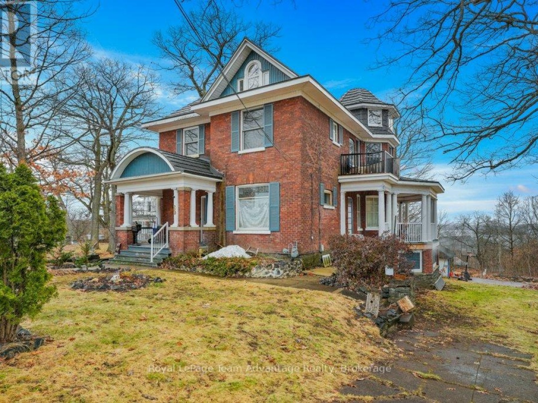 20 Belvedere Avenue, Parry Sound