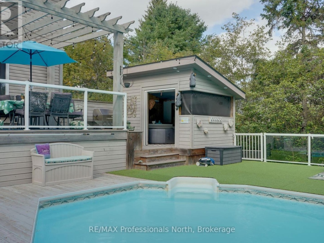 23 THOMAS CRESCENT, 