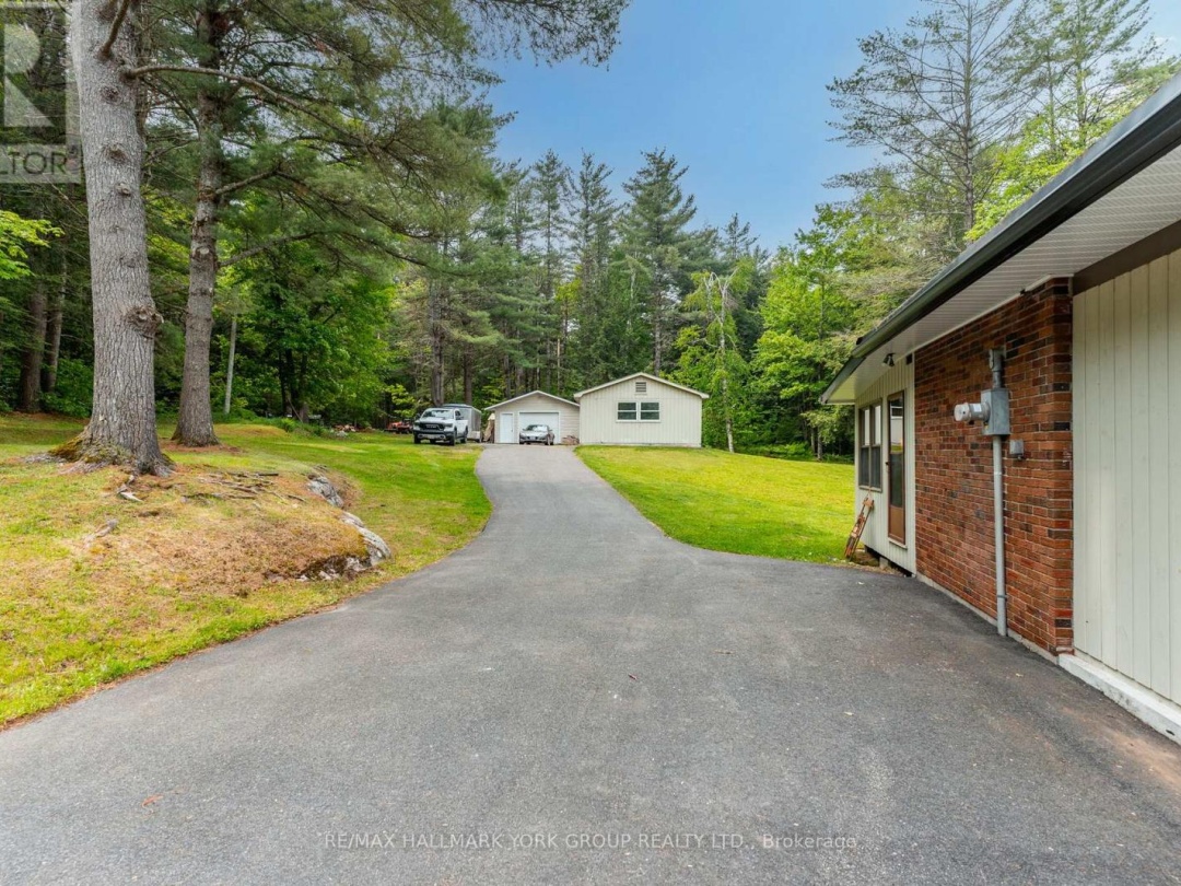 4001 COUNTY 121 ROAD, 