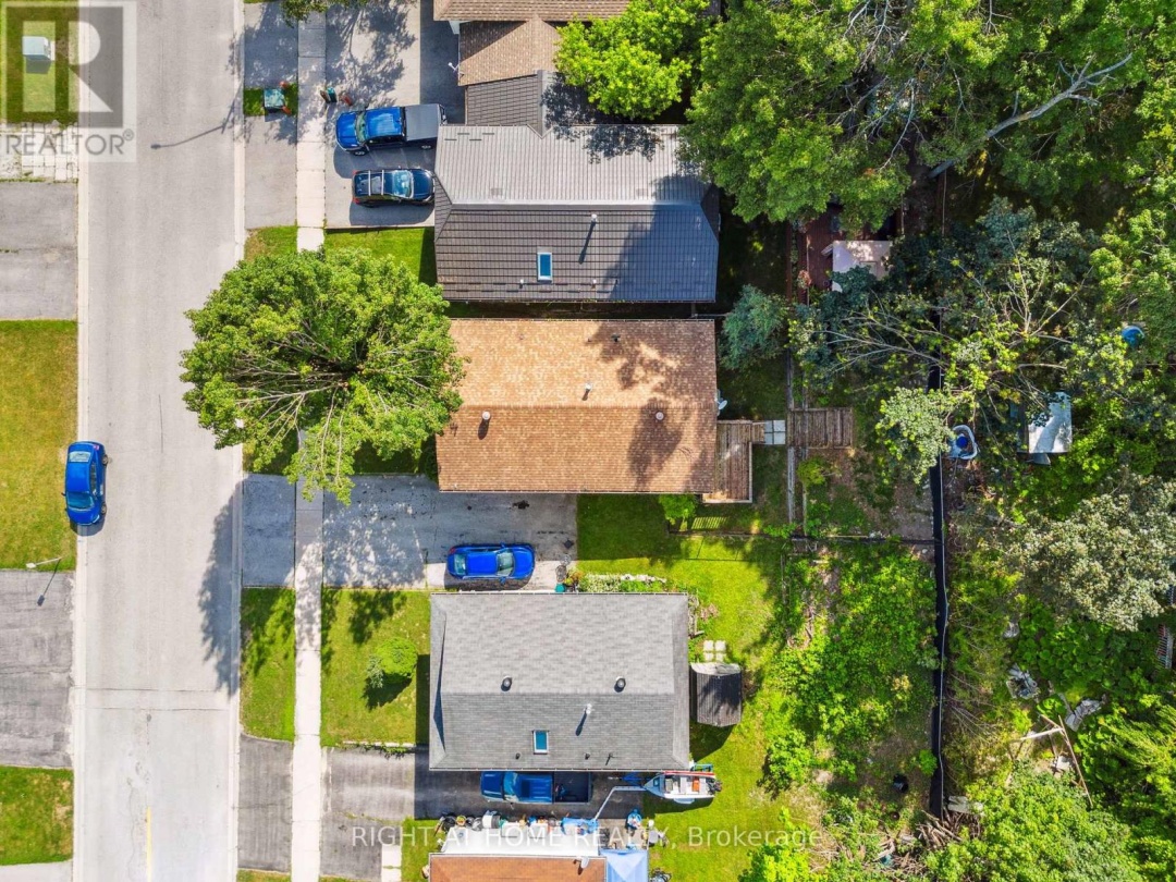 8 CHRISTINE PLACE, 