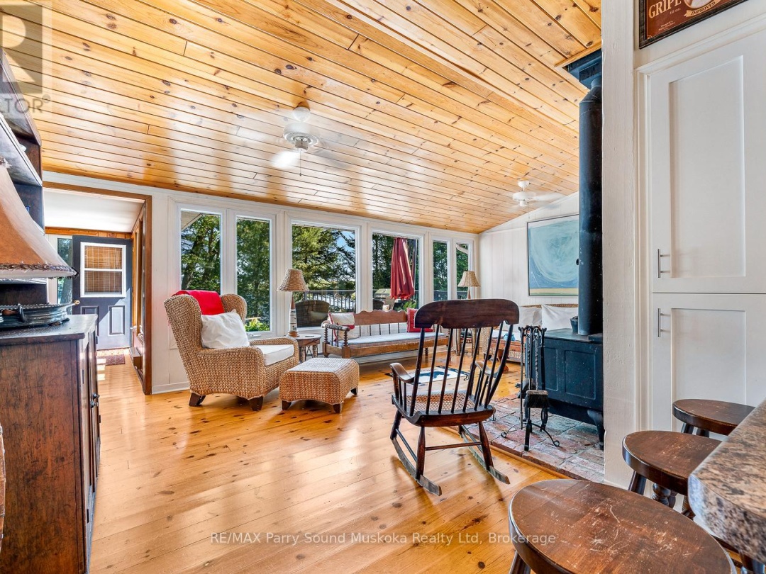 3 Maureen Drive, Little Whitefish Lake
