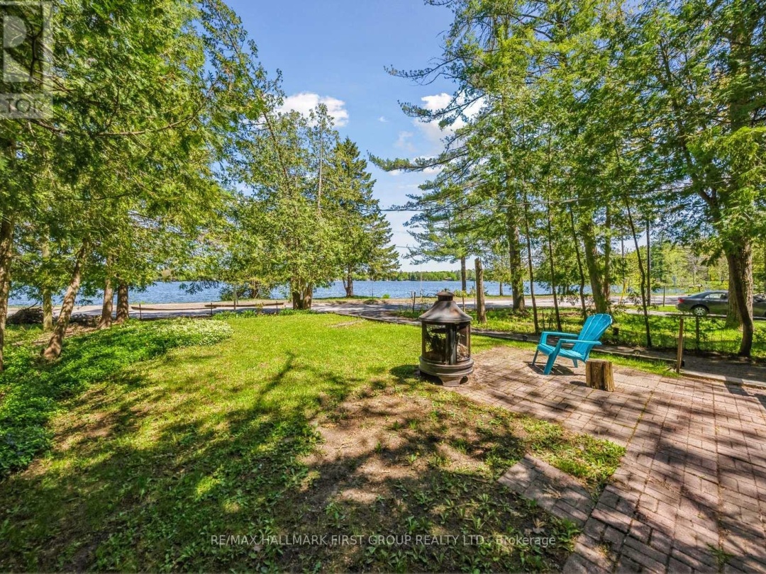 3074 Sparrow Lake Road S, Severn