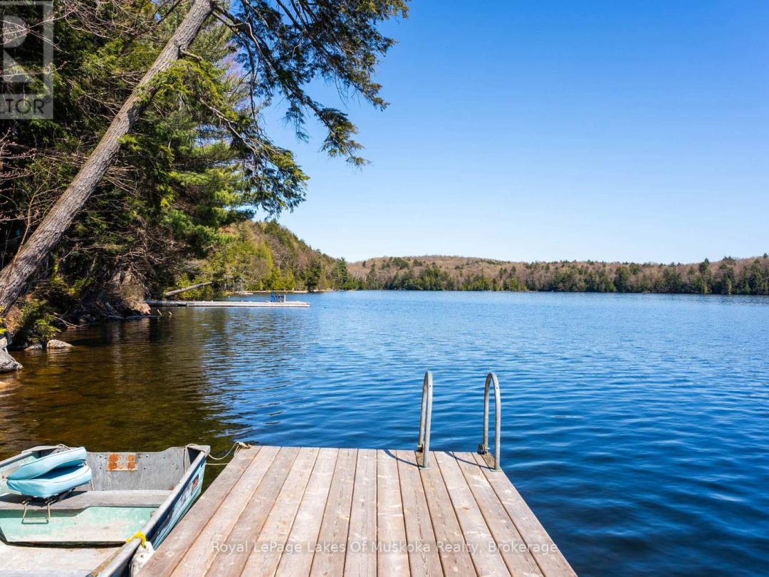 1002 Camp Lake Road, Camp Lake