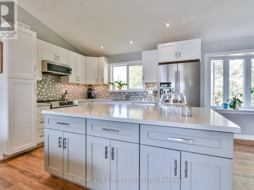 3371 LAKE ST. GEORGE BOULEVARD, 