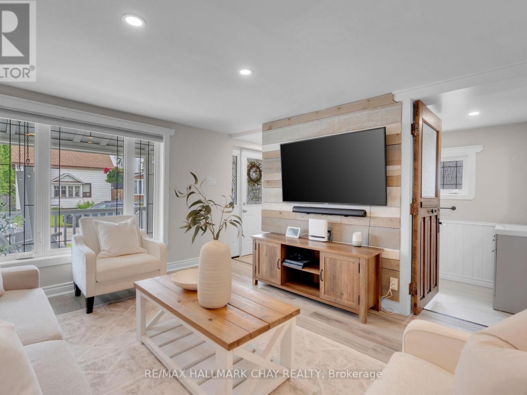 208 ELMER PARK, 