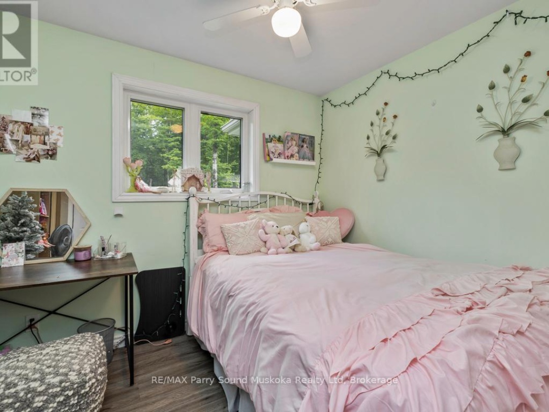 36 LONG LAKE ESTATES ROAD, 