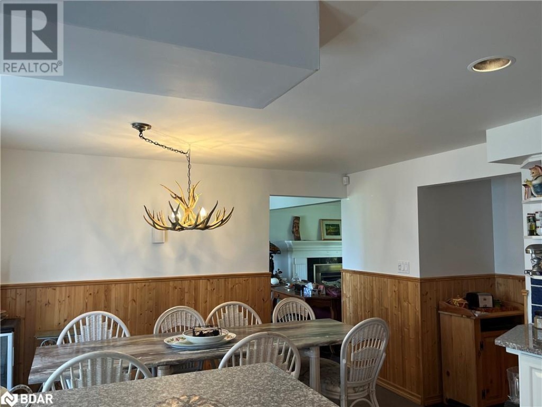 155 PARKSIDE DR Drive, Lake Simcoe