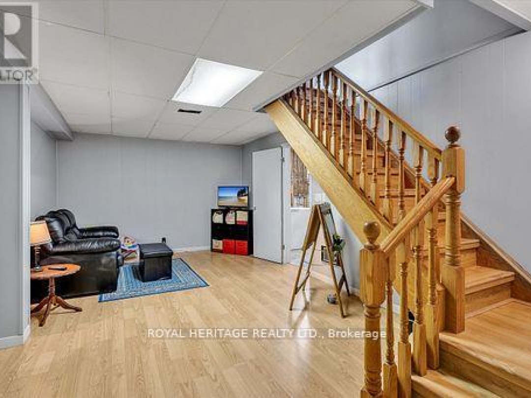 111 Beehive Drive, Sturgeon Lake