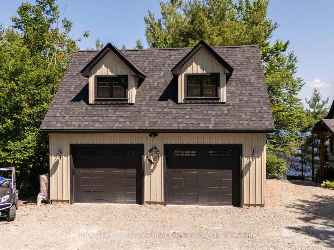 990 HASKETT'S DRIVE, 
