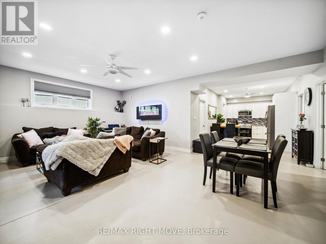 1 & 2 - 112B CREIGHTON STREET S, Ramara (Atherley)