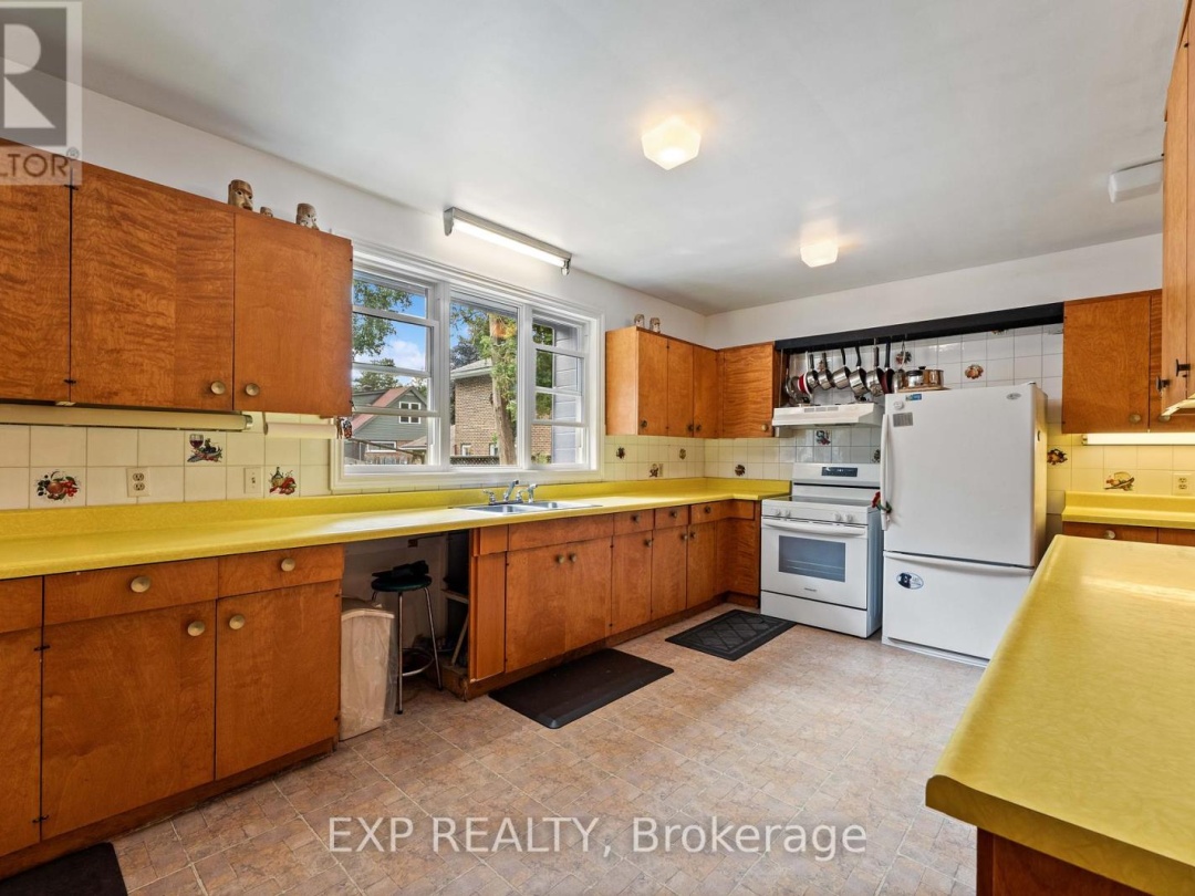 395 BROWN STREET, 