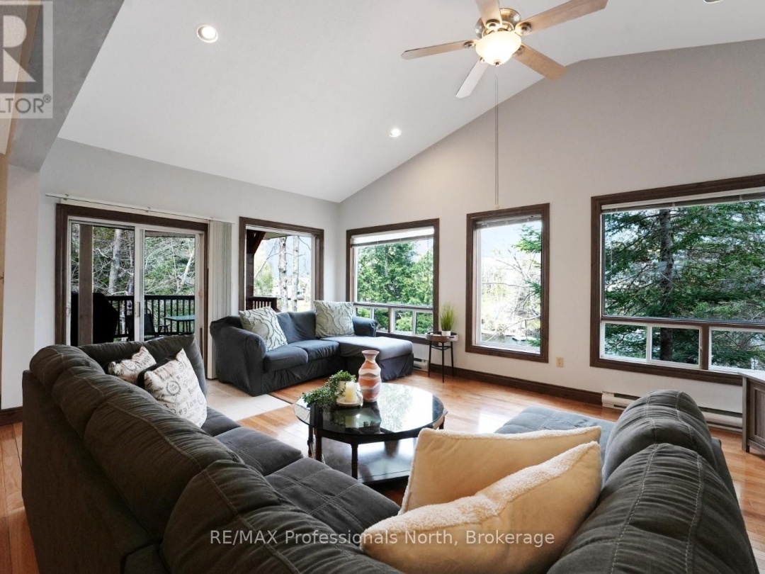 1039 Mink Road, Long Lake