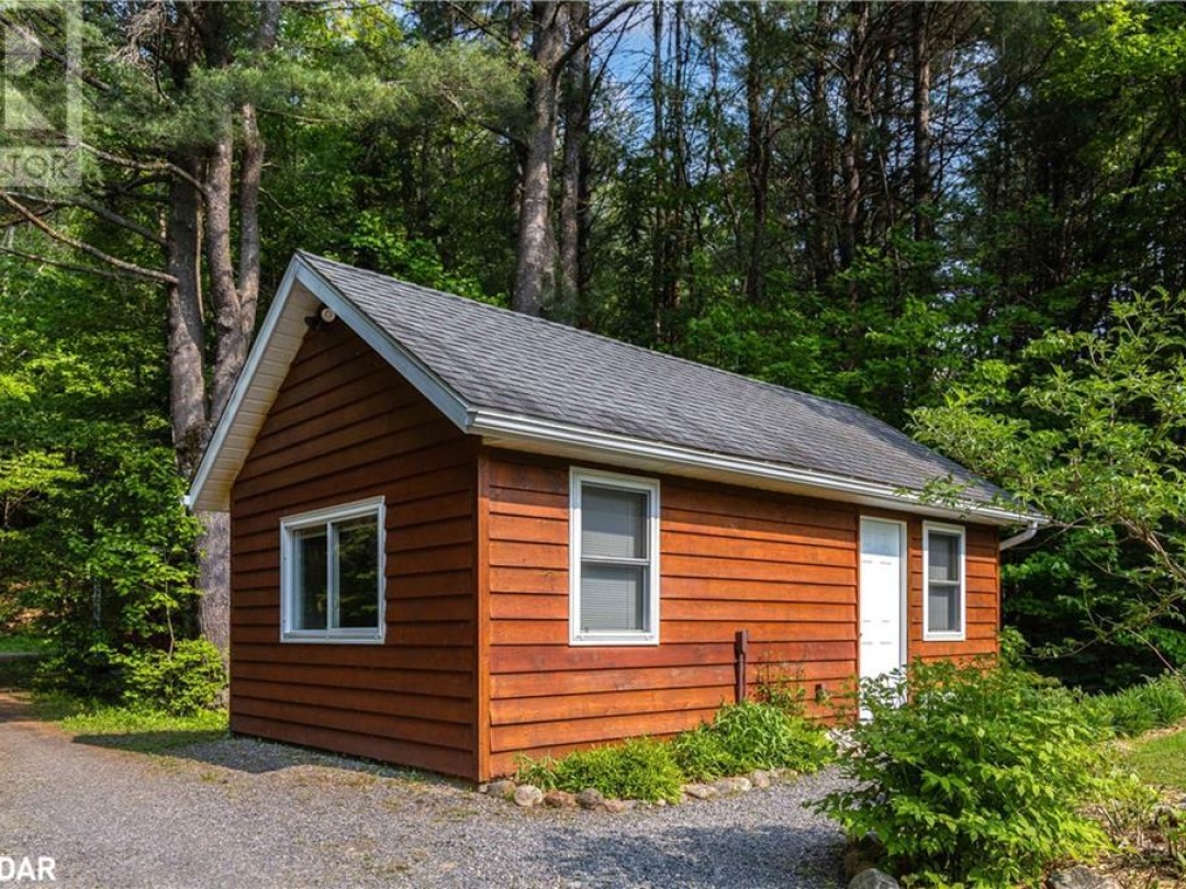 1065 Forrester Trail, Muskoka River