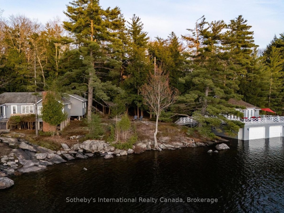 1-1076 BIRCH POINT ROAD, Lake Muskoka