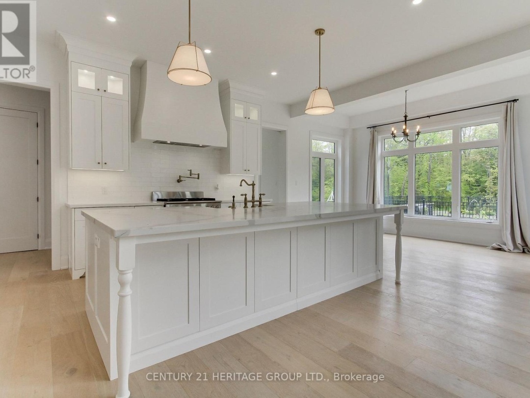 11 Oldenburg Court, Oro-Medonte