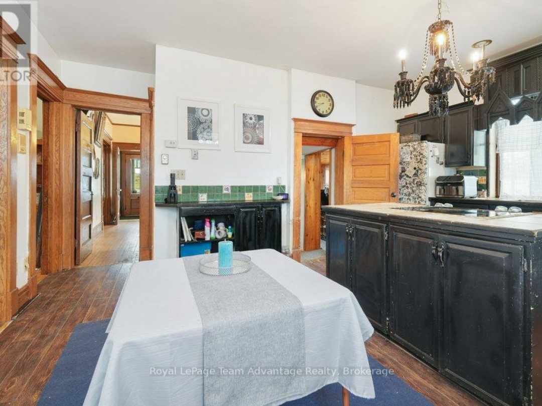 20 Belvedere Avenue, Parry Sound