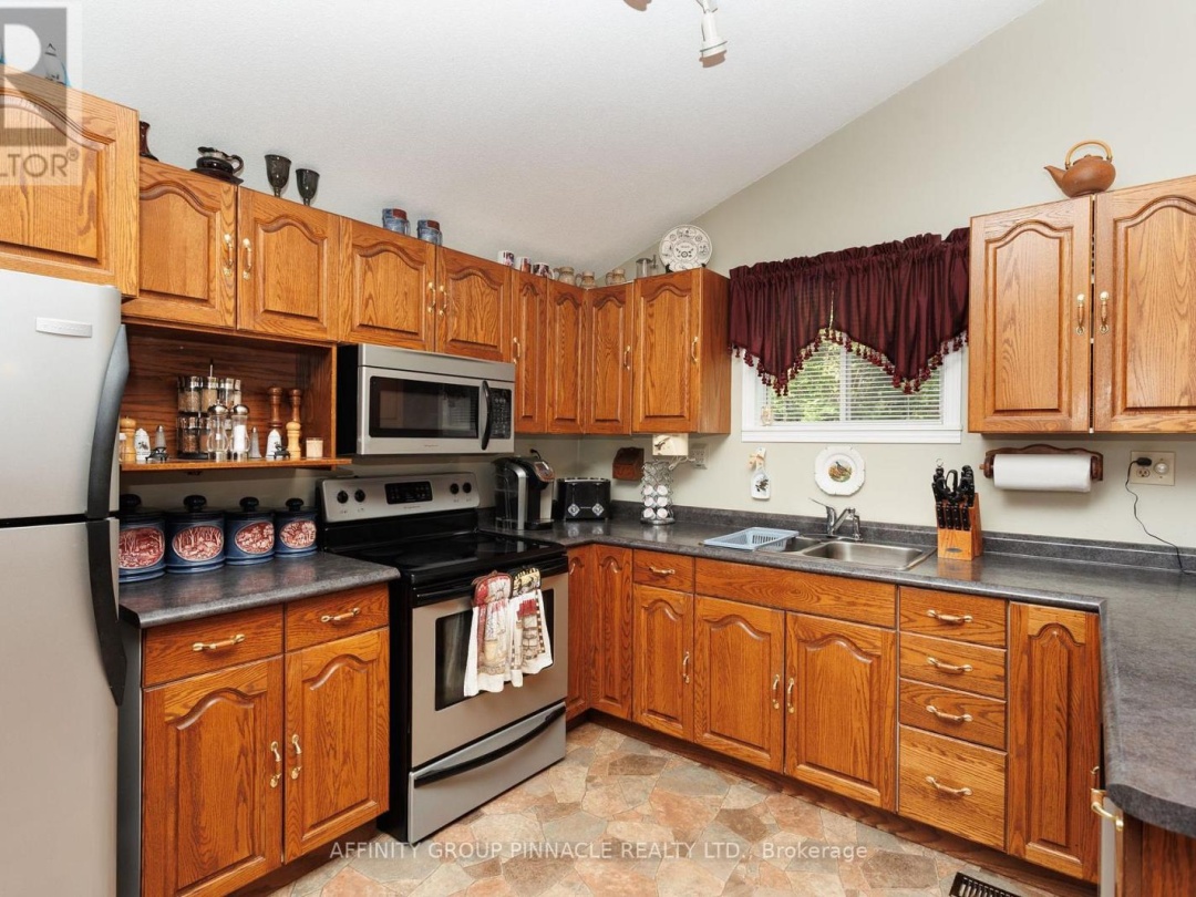3 HEMLOCK STREET, 