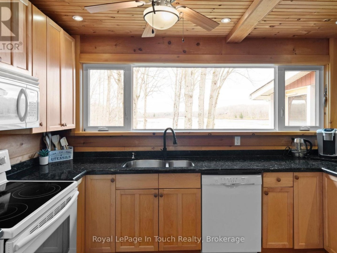 1472 Otter Point Road, Gloucester Pool