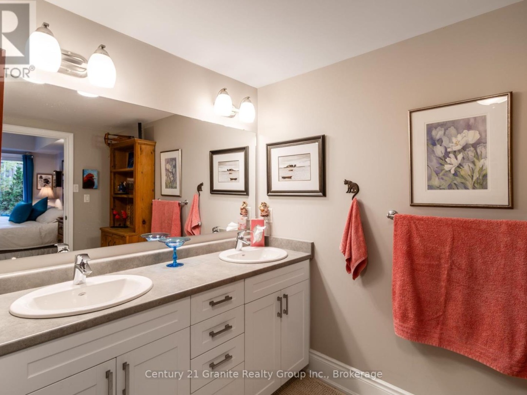 101 - 9 NEWCASTLE STREET, 