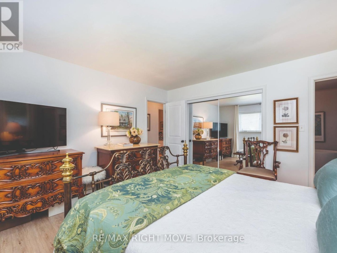 18 MAPLE DRIVE, 