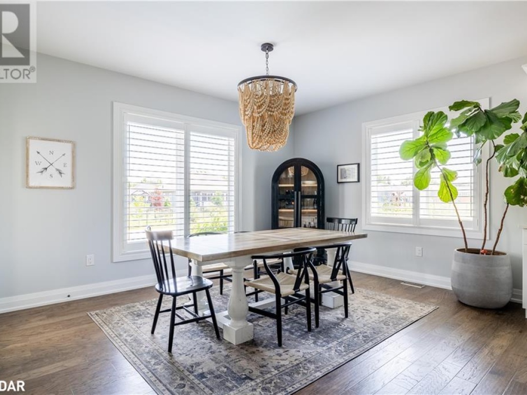 19 CHESLOCK Crescent, 