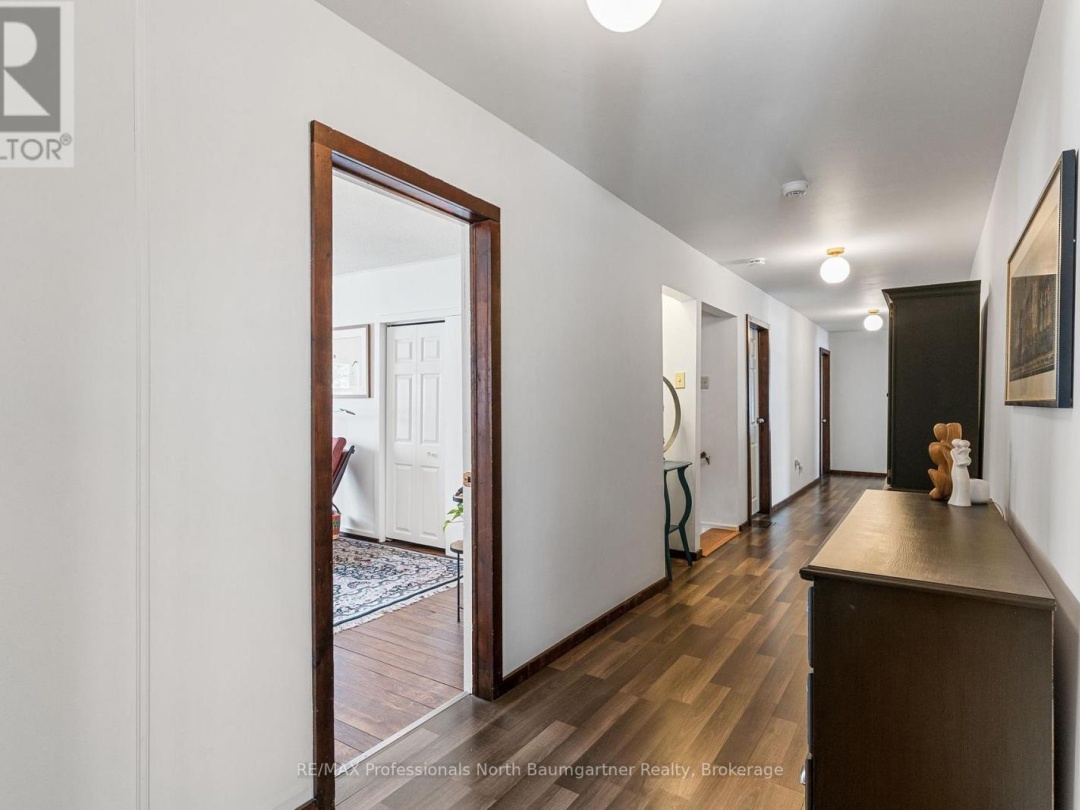 Unit 1 2029 Little Hawk Lake Road, Little Hawk Lake
