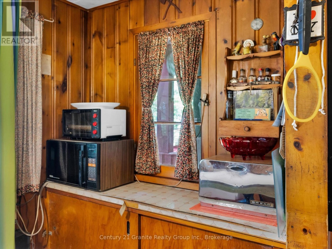 1141 Kanawa Lane, Kushog Lake