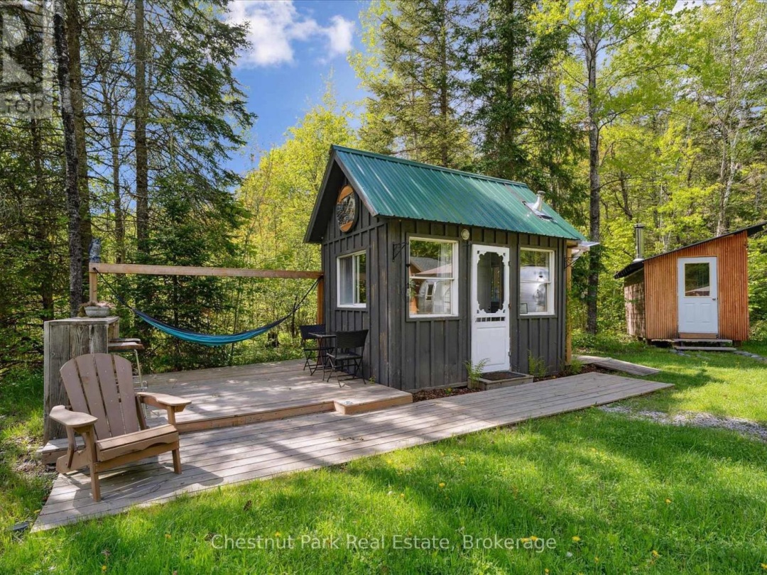 216 BLACKWATER LAKE ROAD, Seguin