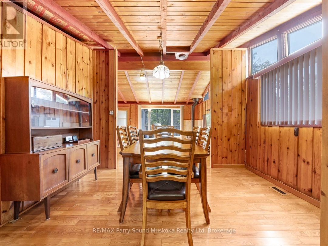 124 PINEWOOD ROAD, 