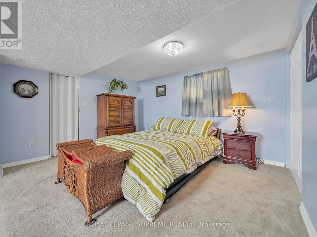 8740 12 Highway, Oro-Medonte