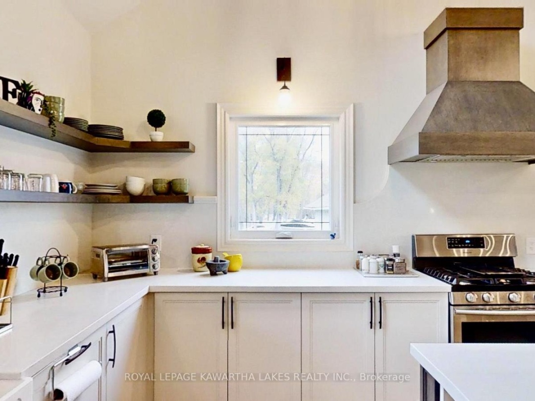 2501 LAKESHORE DRIVE, 