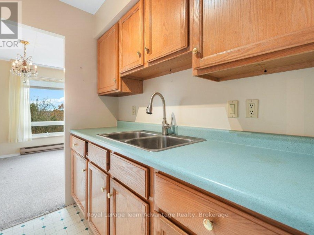 103 - 100 BEACONVIEW HEIGHTS, 