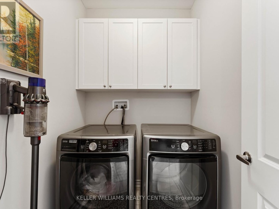 25 WINDSONG CRESCENT, 