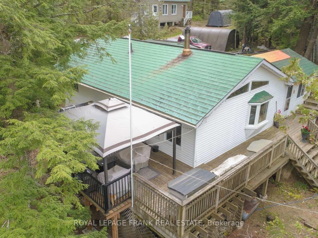 1070 Towering Oaks Trail, Gull Lake
