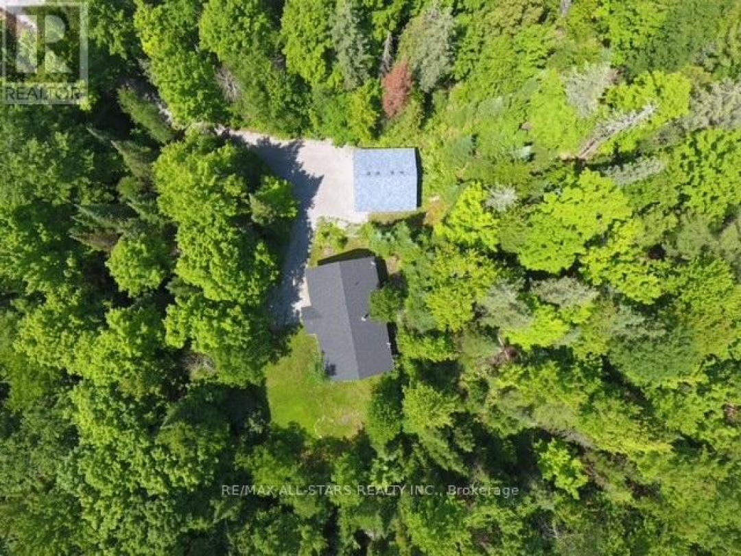 33 EDWINA DRIVE, 
