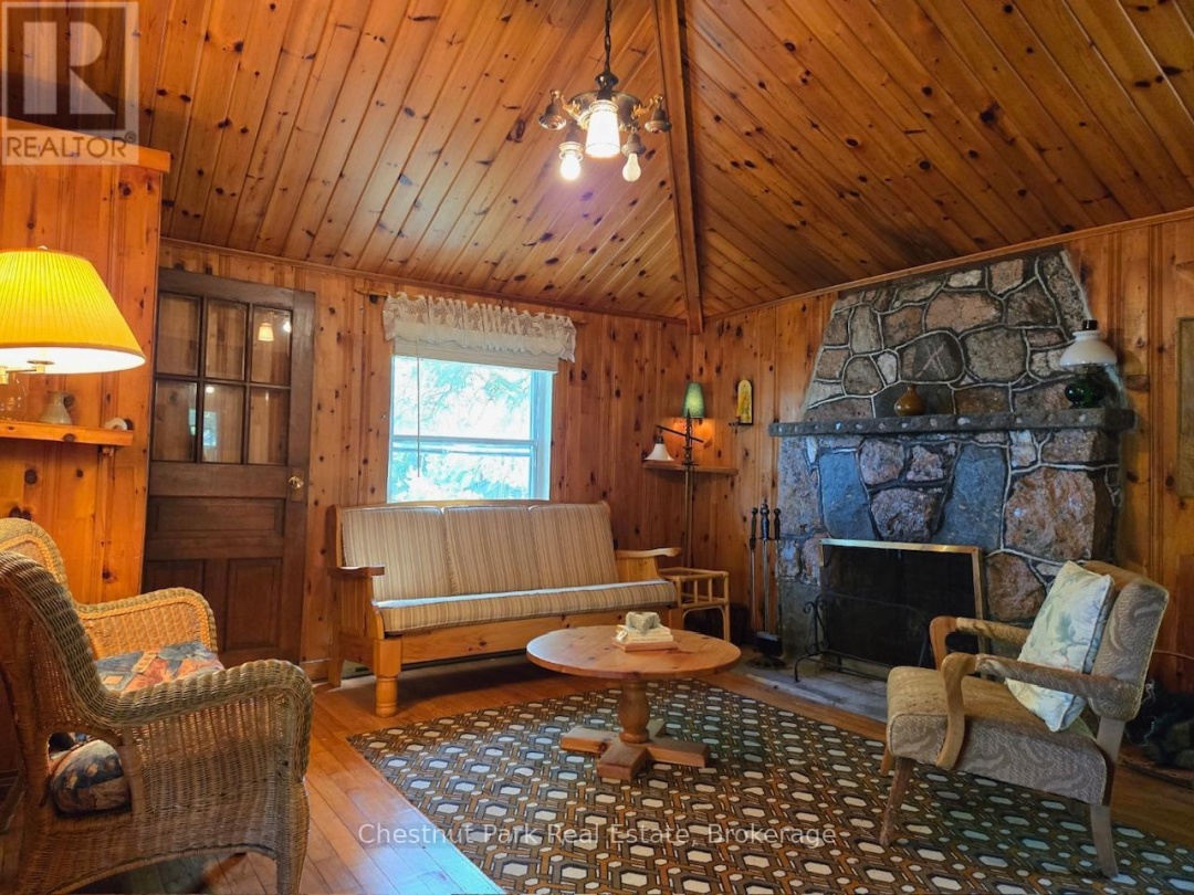 1 & 2 -1051 WIGWAM LODGE ROAD, 