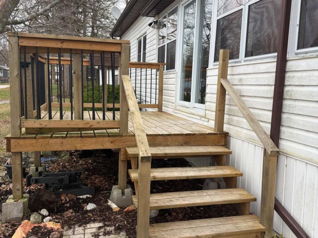 161 - 580 WEST STREET S, 